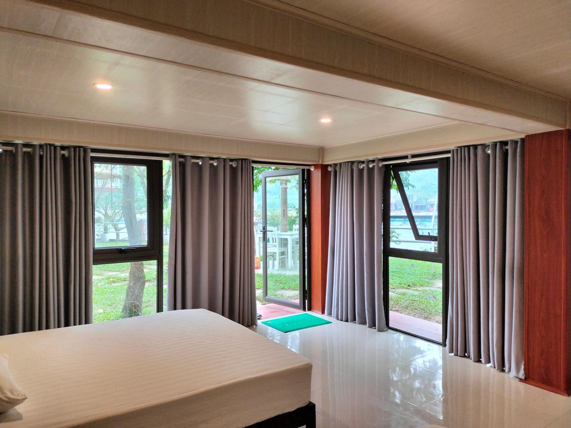 Carambola Bungalow Phong Nha Room photo